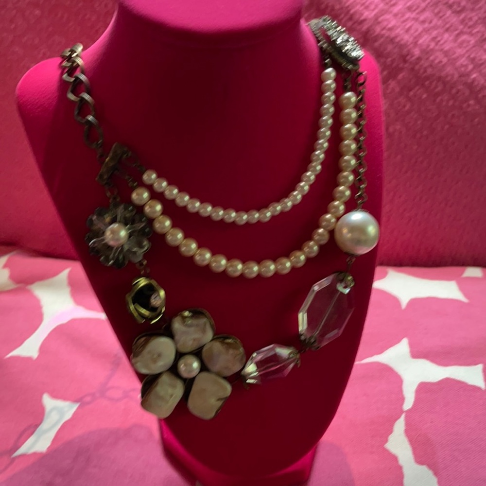 Layered Pearl and Chain Statement Necklace